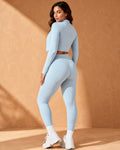 Ensemble de sport trois pièces Roberta, veste ouverte sur la brassière — Maison Marianna